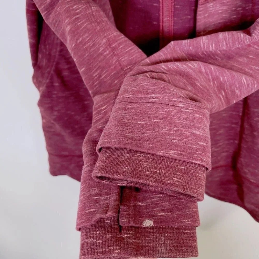 LULULEMON | FIND YOUR CENTRE WRAP IN RUST BERRY - Picture 12 of 16
